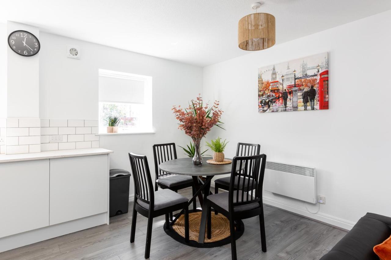 Princes - 2 Bedrooms Parking Wi-Fi - Cozy Pads Preston  Exterior photo